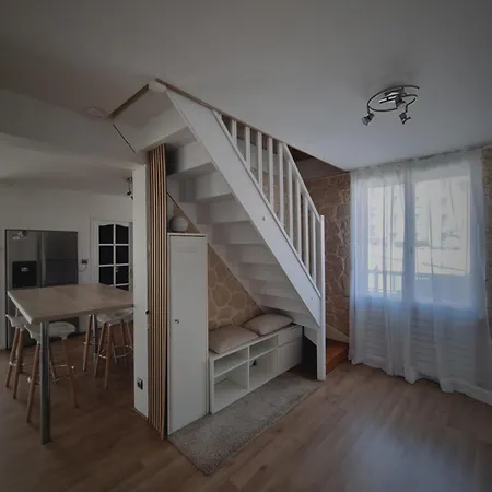 Villa Maison Individuelle Avec Sa Piscine Privee *